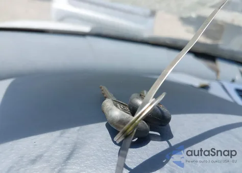 1997 Chevrolet Cavalier z USA, uszkodzony, nr VIN 1G1JC1242V7173270